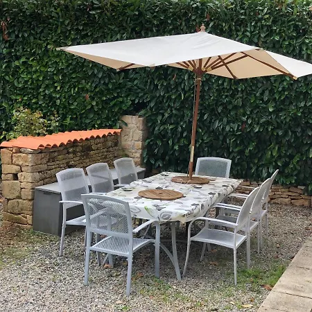 4bed3bath 1736 Barn Conversion-hearth