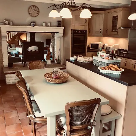 4bed3bath 1736 Barn Conversion-hearth * Sainte-Soline