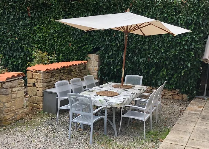 4bed3bath 1736 Barn Conversion-hearth