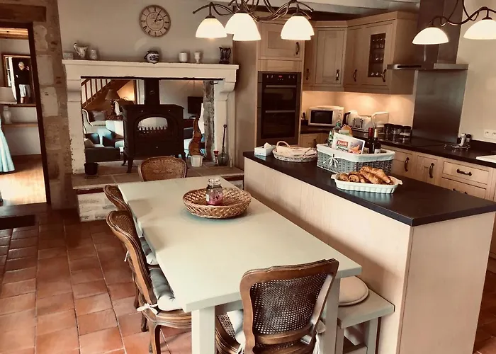 4bed3bath 1736 Barn Conversion-hearth * Sainte-Soline